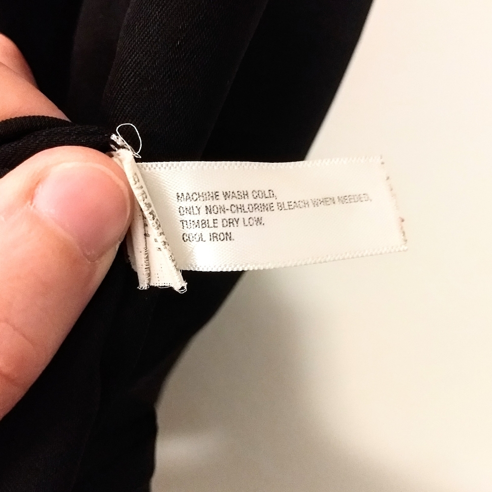 GAP Beige & Black Pleated Front Sleeveless Shift Dress - Picture 2 of 4